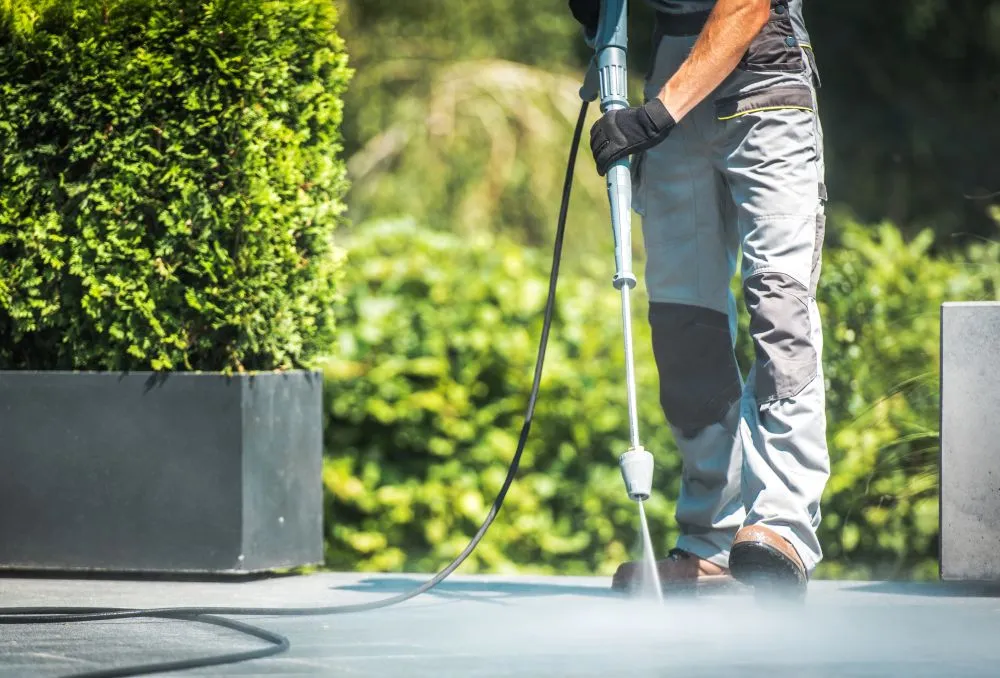 The Environmental Benefits of Eco-Friendly Commercial Power Washing
